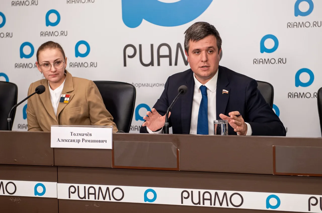 Депутат Госдумы Александр Толмачёв подвел итоги региональной премии «Герой нашего времени»