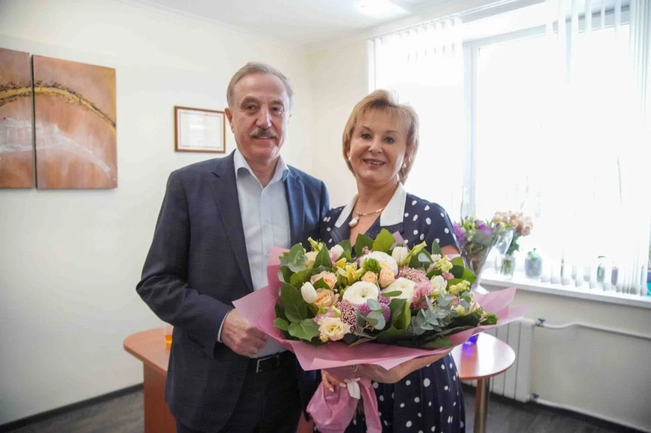 Владимир Ружицкий поздравил с Днем рождения главврача МОЦОМД Люберец