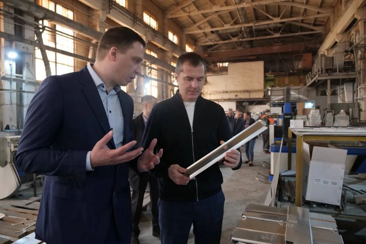 Владимир Волков посетил завод в поселке Люберец по производству систем вентиляции