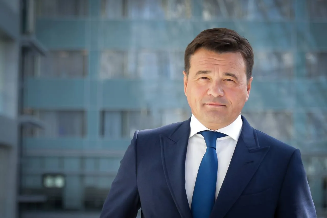 Владимир Волков поздравил губернатора Подмосковья Андрея Воробьева с днем рождения