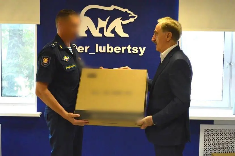 Подмосковная «Единая Россия» с начала года направила 1,5 тысячи тонн гумпомощи бойцам СВО и жителям прифронтовых регионов