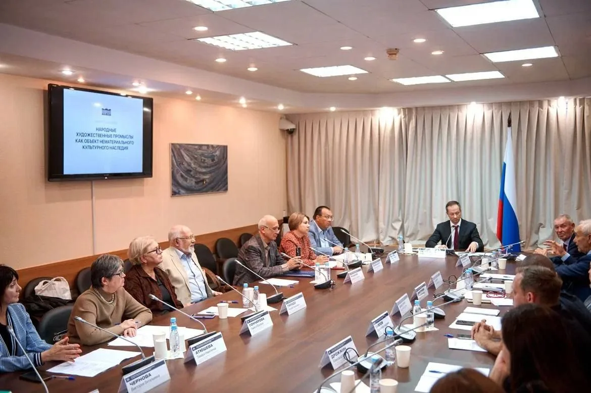 Роман Терюшков: «Народные художественные промыслы - национальное достояние России»