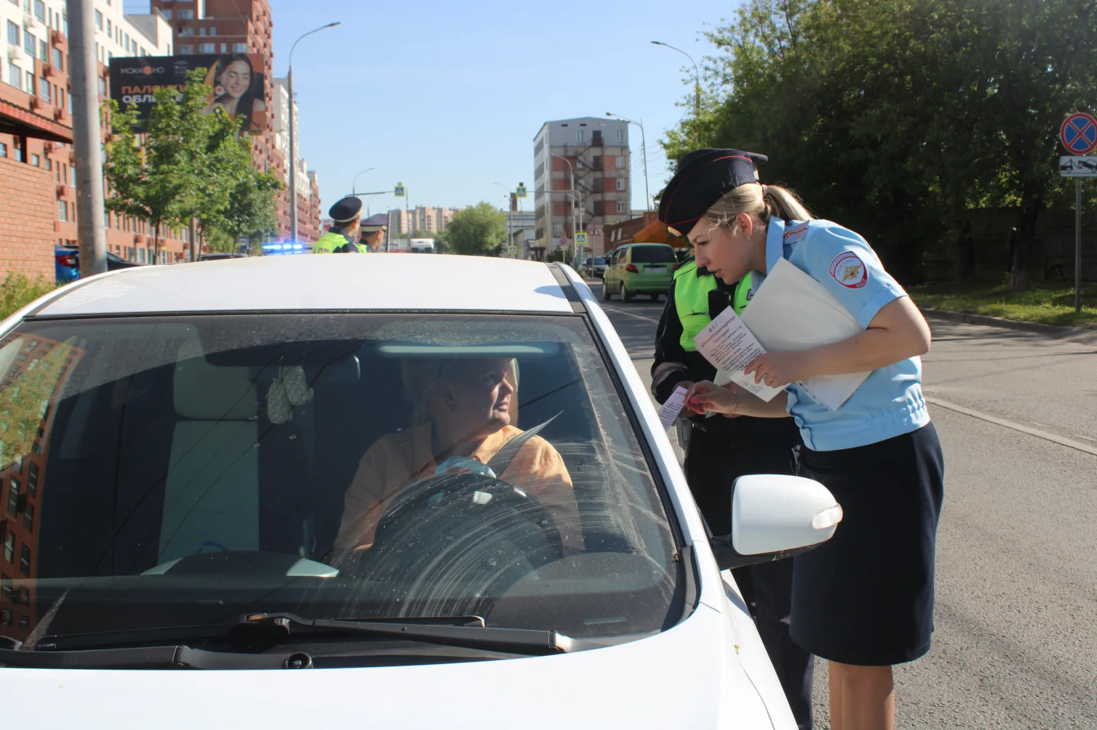 Почти сто водителей проверили на трезвость сотрудники ГАИ в Люберцах во время рейда