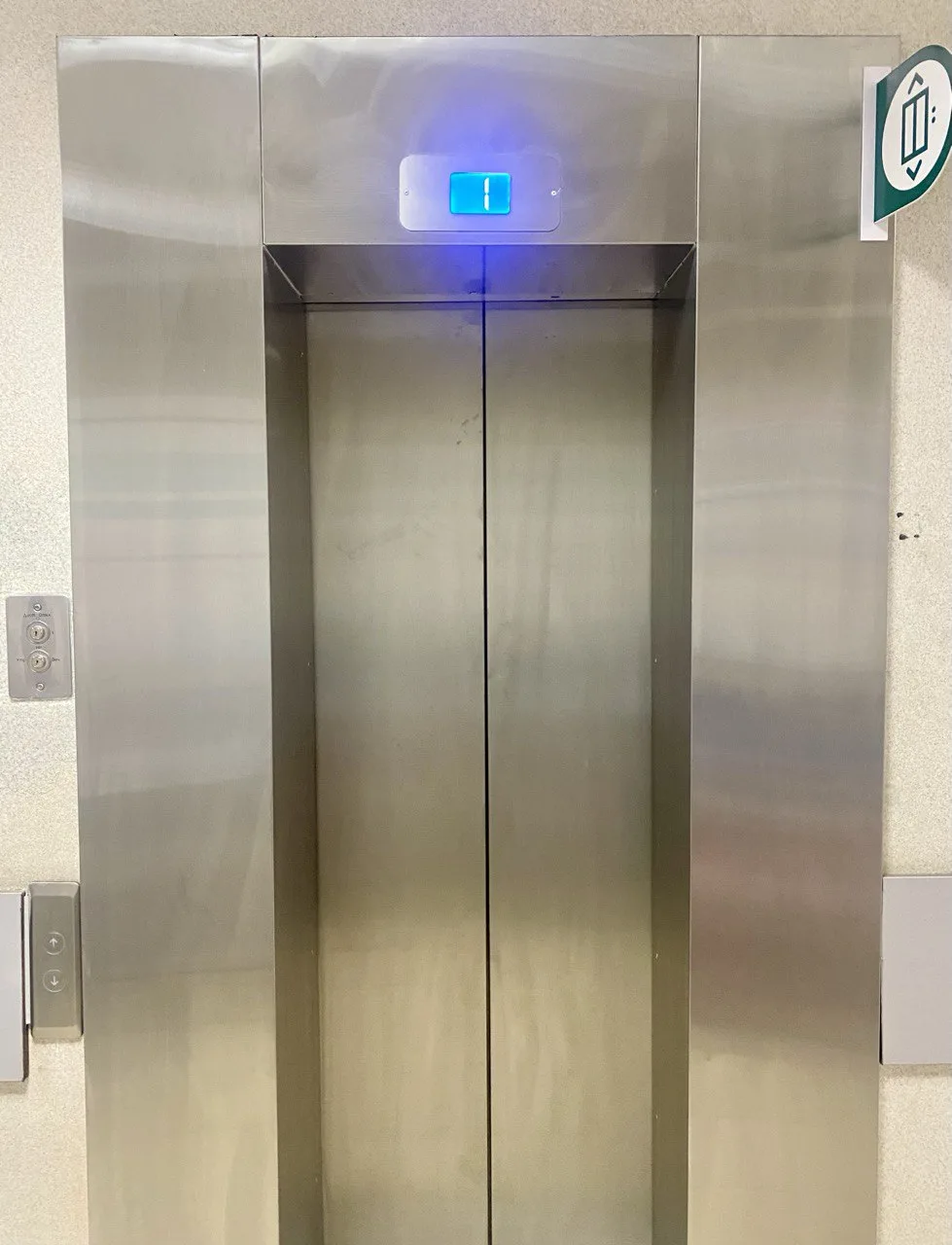 В МОЦОМД Люберец установят в этом году шесть новых лифтов