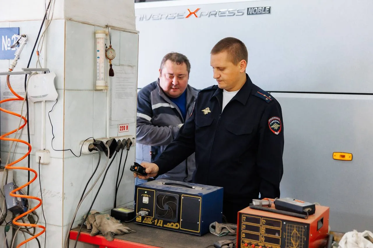 Сотрудники ГАИ Люберец призывают автовладельцев проводить ТО машин в проверенных пунктах