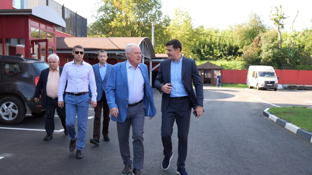 Владимир Волков посетил предприятие «Тензо-М» в Люберцах