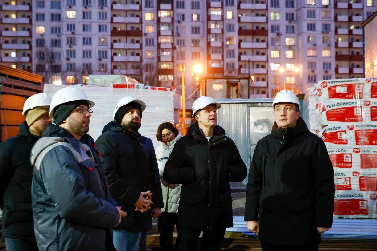 Владимир Волков проверил ход реконструкции школы №7 городского округа Люберцы