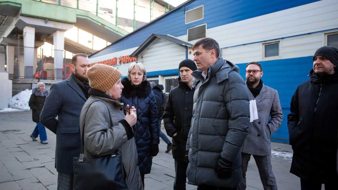 Владимир Волков проверил содержание территории около ж/д станции «Люберцы»