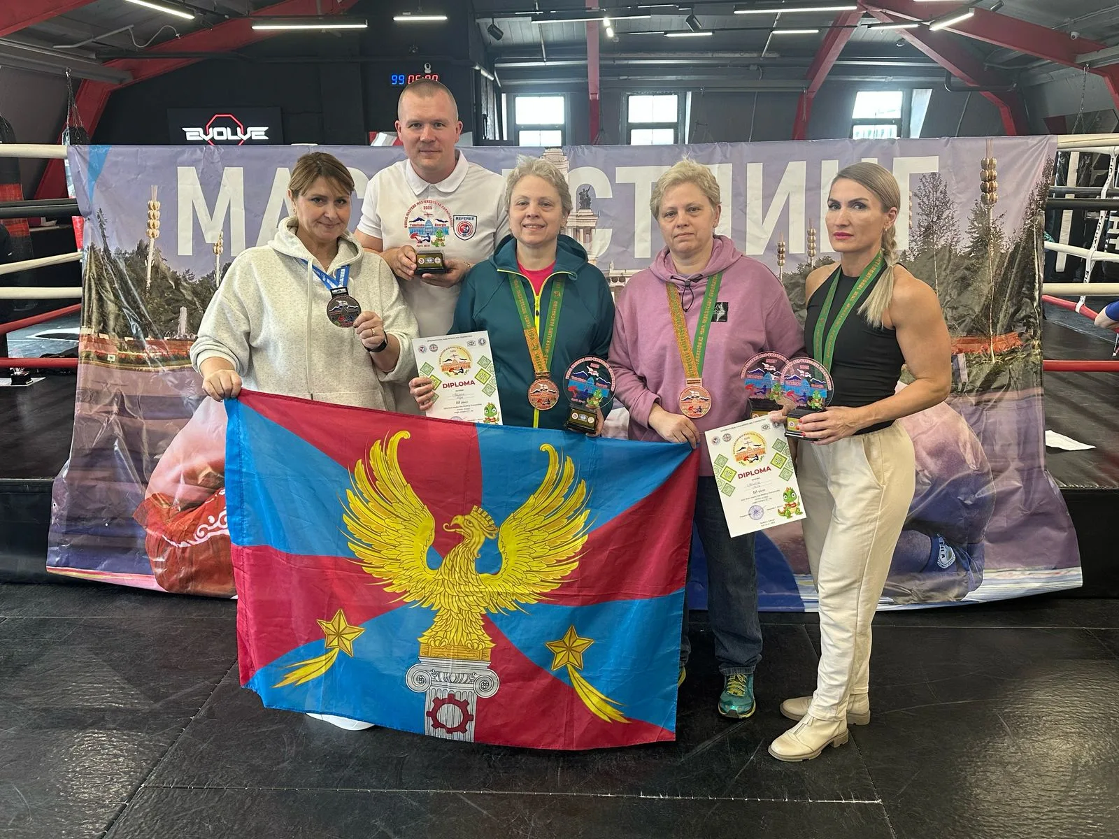 Четыре медали завоевали люберецкие спортсменки на III чемпионате мира среди ветеранов по мас-рестлингу