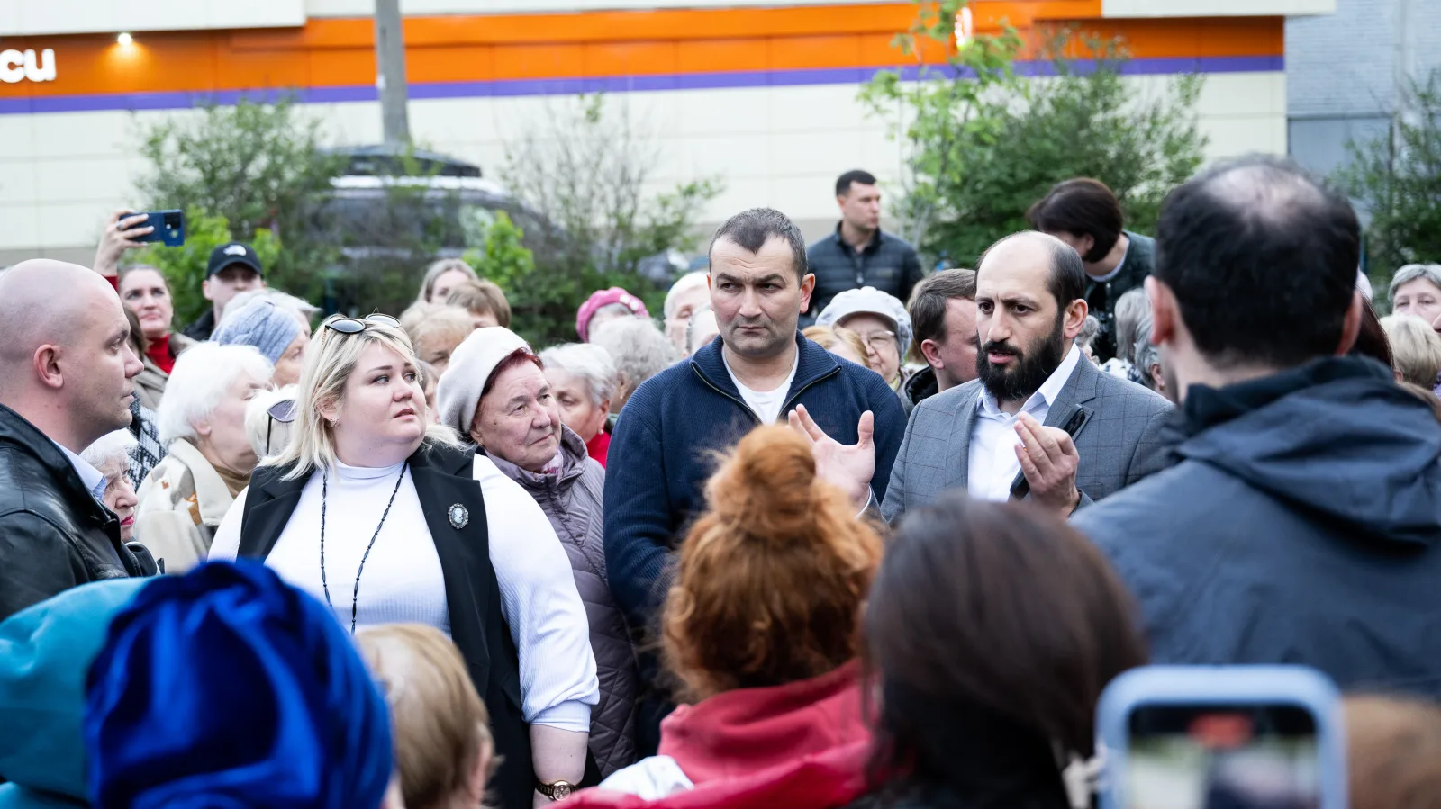 Скорректированные квитанции за жилищно-коммунальные услуги жители поселка Люберец получат в субботу, 17 мая