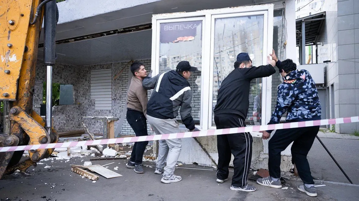 Более 60 несанкционированных нестационарных торговых объектов демонтировали в Люберцах с начала года