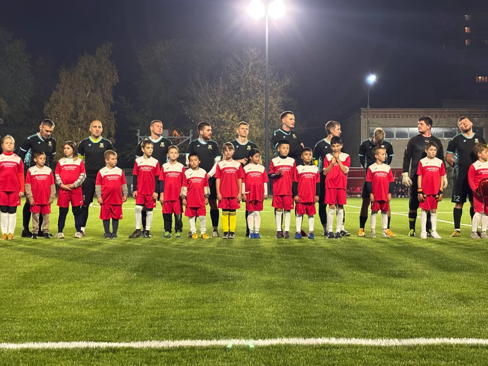 Заключительный тур Первенства городского округа Люберцы прошёл на обновлённом футбольном поле стадиона «Труд»