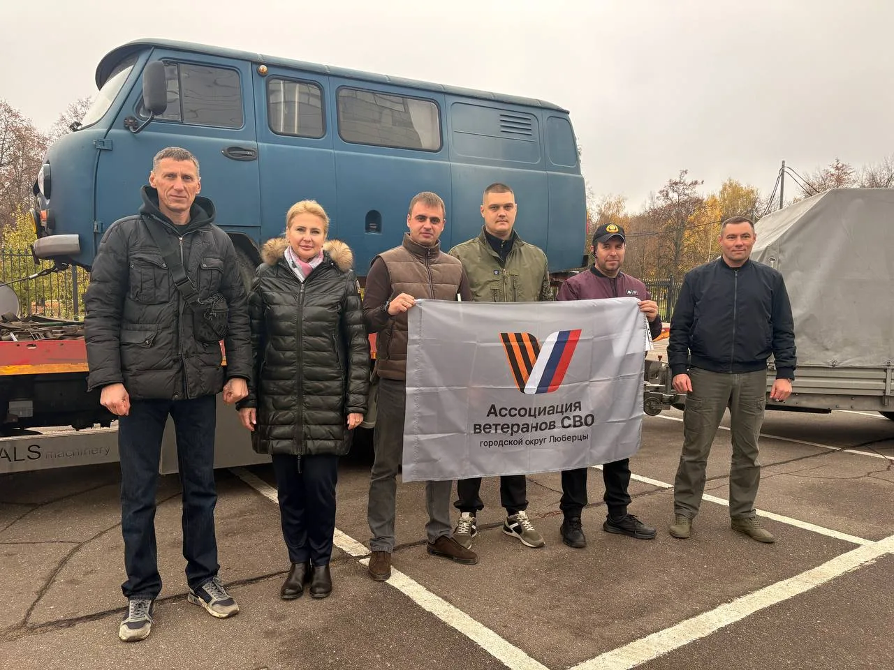 Автомобиль УАЗ и четыре кроссовых мотоцикла отправили в зону СВО из Люберец