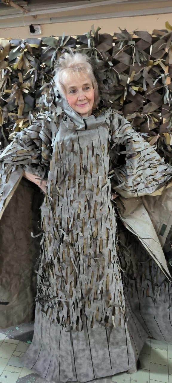 Противодронные плащи, тёплые вещи, каски передали на передовую жители Люберец