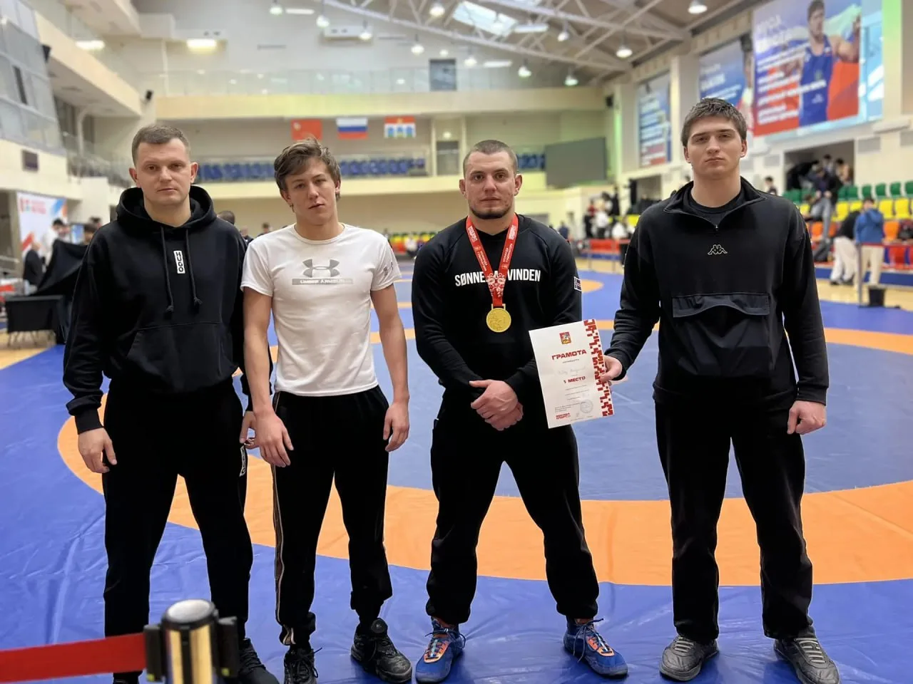 Золото и бронзу завоевали люберецкие спортсмены на чемпионате по греко-римской борьбе