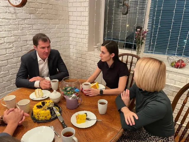 Владимир Волков встретился с семьей мобилизованного из Люберец