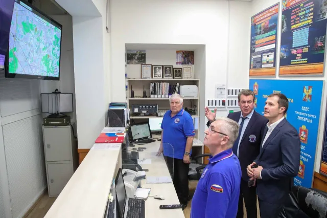 Владимир Волков проверил работу камер подъездного видеонаблюдения МКД Люберец