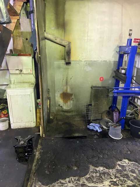 В гаражном кооперативе Люберец демонтировали печь, работавшую без системы фильтрации