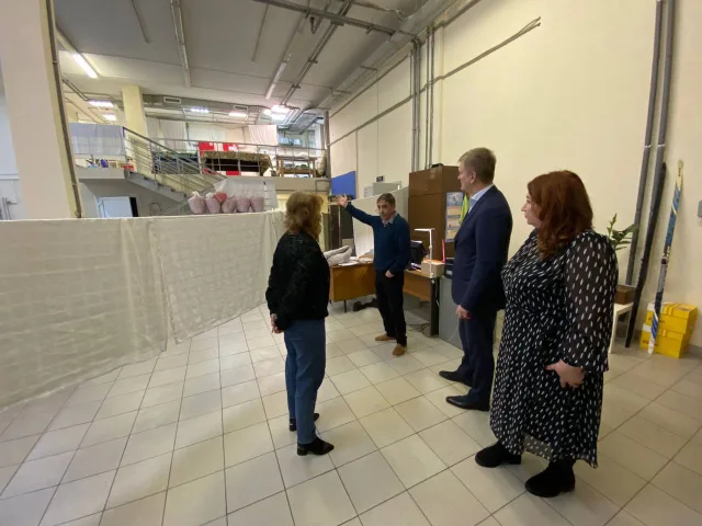 Партийцы и сторонники ознакомились с предприятием в Люберцах, где работают инвалиды