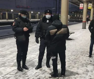 В Люберцах в ходе рейдов на ж/д платформах и станциях выявили 92 нарушителя