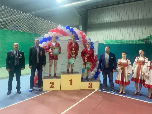 Спортсменка из Люберец завоевала бронзу на всероссийском турнире по самбо памяти Сергея Тропинова