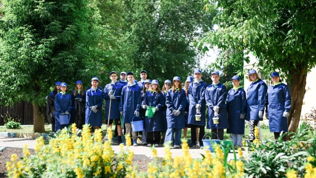 Более 560 человек работают в трудовых отрядах Люберец