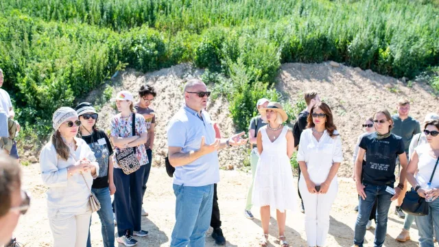 Молодые ученые ознакомились с переработкой отходов на полигоне в Люберцах