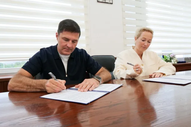 Владимир Волков подписал соглашение о сотрудничестве с АО «Интруд»