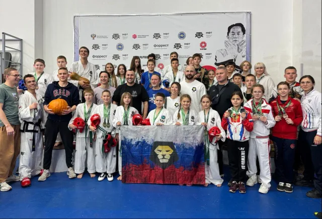 Спортсмены клуба «Дан-Гун» из Люберец завоевали 145 медалей на соревнования по тхэквондо