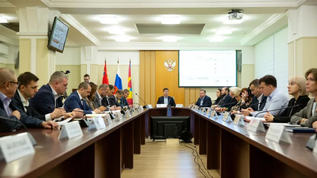 Владимир Волков провел оперативное совещание в Люберцах