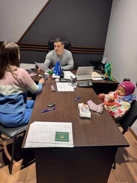 Депутат из Люберец встретился с многодетной мамой, попавшей в трудную жизненную ситуацию