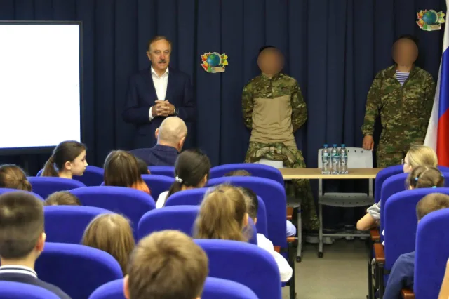 Урок мужества, посвящённый 82-ой годовщине победы в Сталинградской битве, прошёл в Люберцах