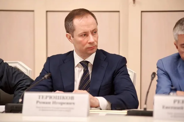 В России вступил в силу закон об условиях зачисления детей мигрантов в школы