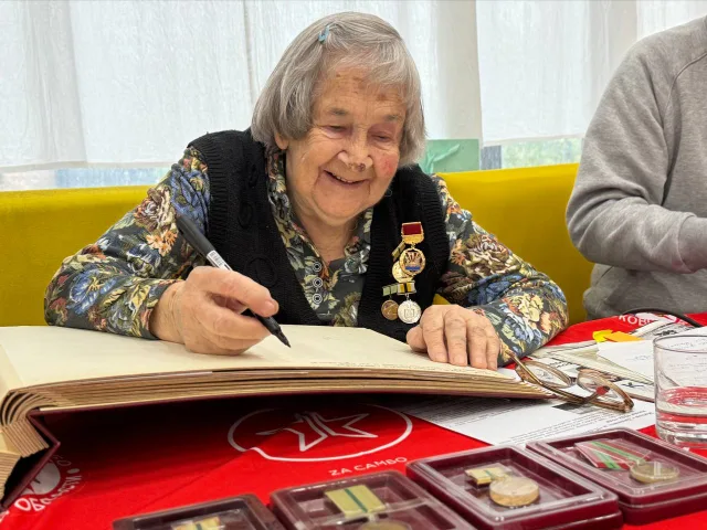 Блокадница Елизавета Перепеченко провела «Урок мужества» для воспитанников СШОР «Союз» Люберец