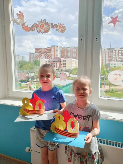 Дошкольники Люберец присоединились к Всероссийской акции «Окна Победы»