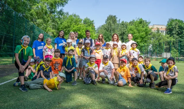 Спортивный праздник для детей из школьного лагеря организовала «Единая Россия» в Люберцах