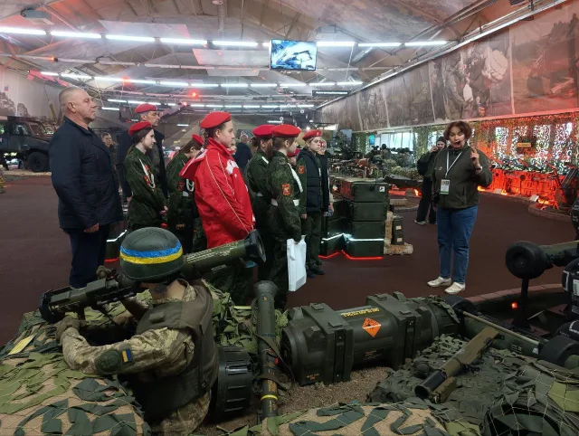 Для юнармейцев Люберец организовали очередную поездку в военно-патриотический парк культуры и отдыха