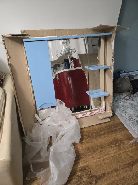 Порядка 50 зеркал для ванных комнат вручено ветеранам СВО в Люберцах