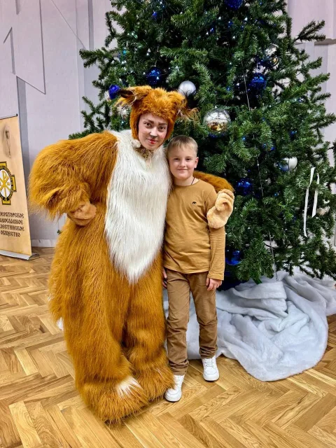 Дети героев СВО из Люберец посетили новогодний спектакль «Сказка о царе Салтане»