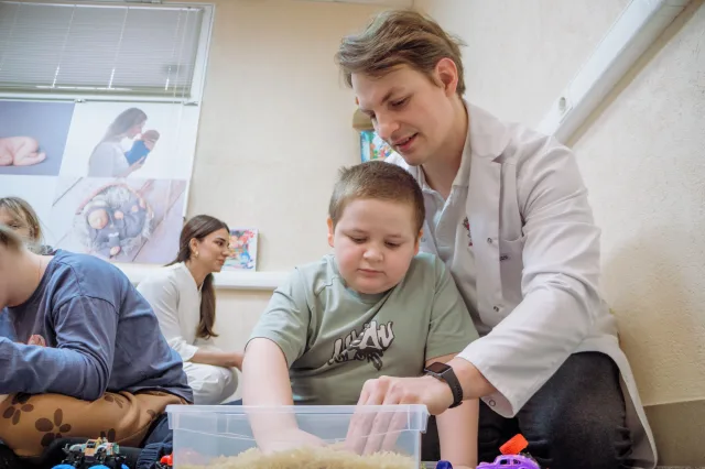 «Единая Россия» открыла в Люберцах «Добрую комнату» для особенных детей