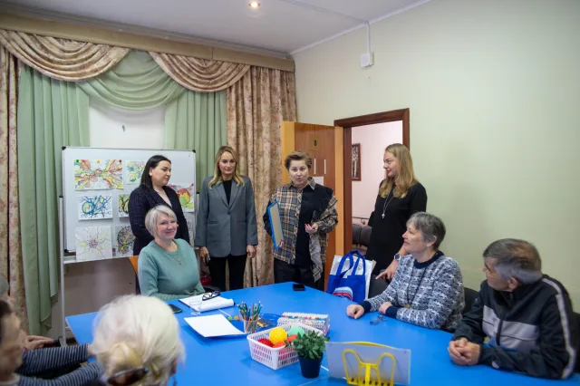 Партийцы посетили КЦСОР «Люберецкий»