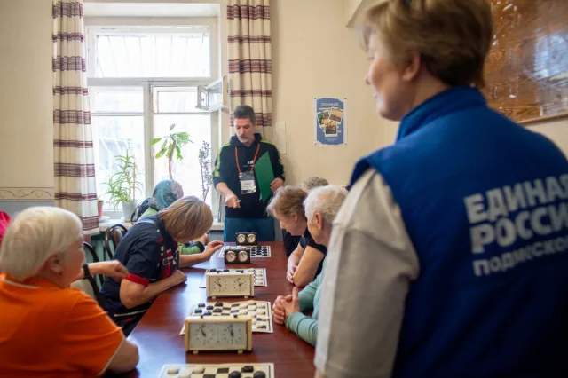 «Единая Россия» провела турнир по шашкам для людей с ОВЗ в Люберцах